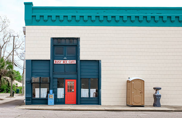 Best Porta potty delivery and setup  in Hoquiam, WA